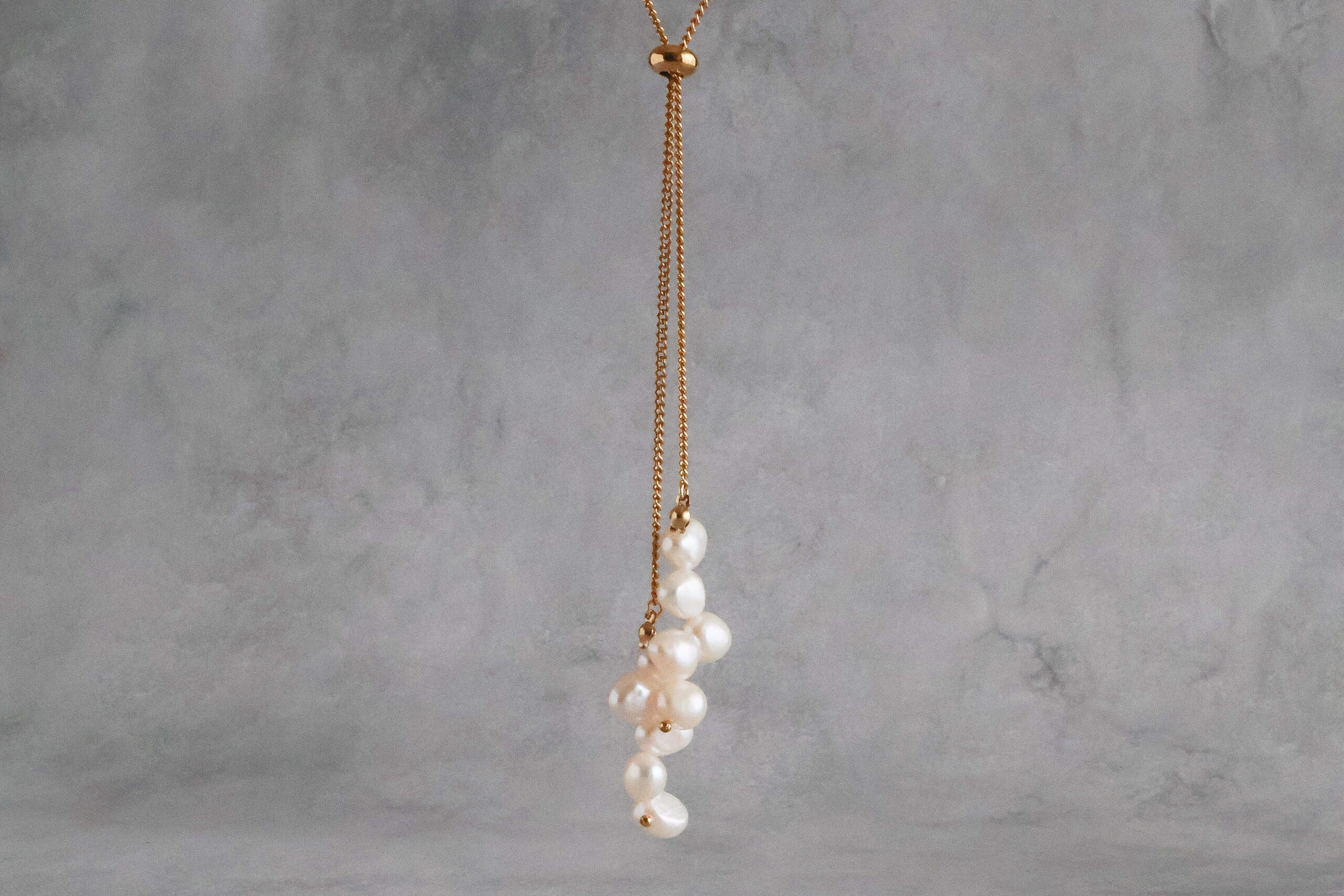 星の宿り-淡水パールとステンレスラリエットネックレス(ゴールド)